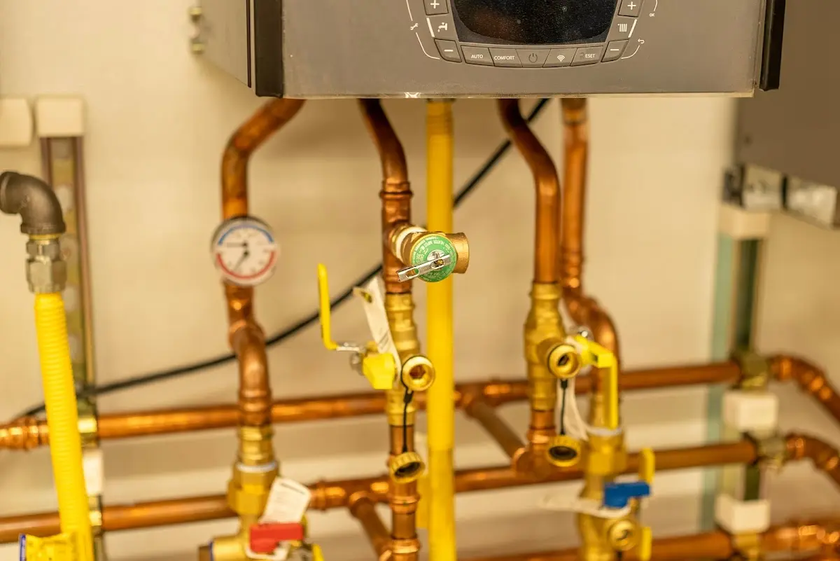 Licensed technician providing Slab Leak Repair for a homeowner in Canutillo